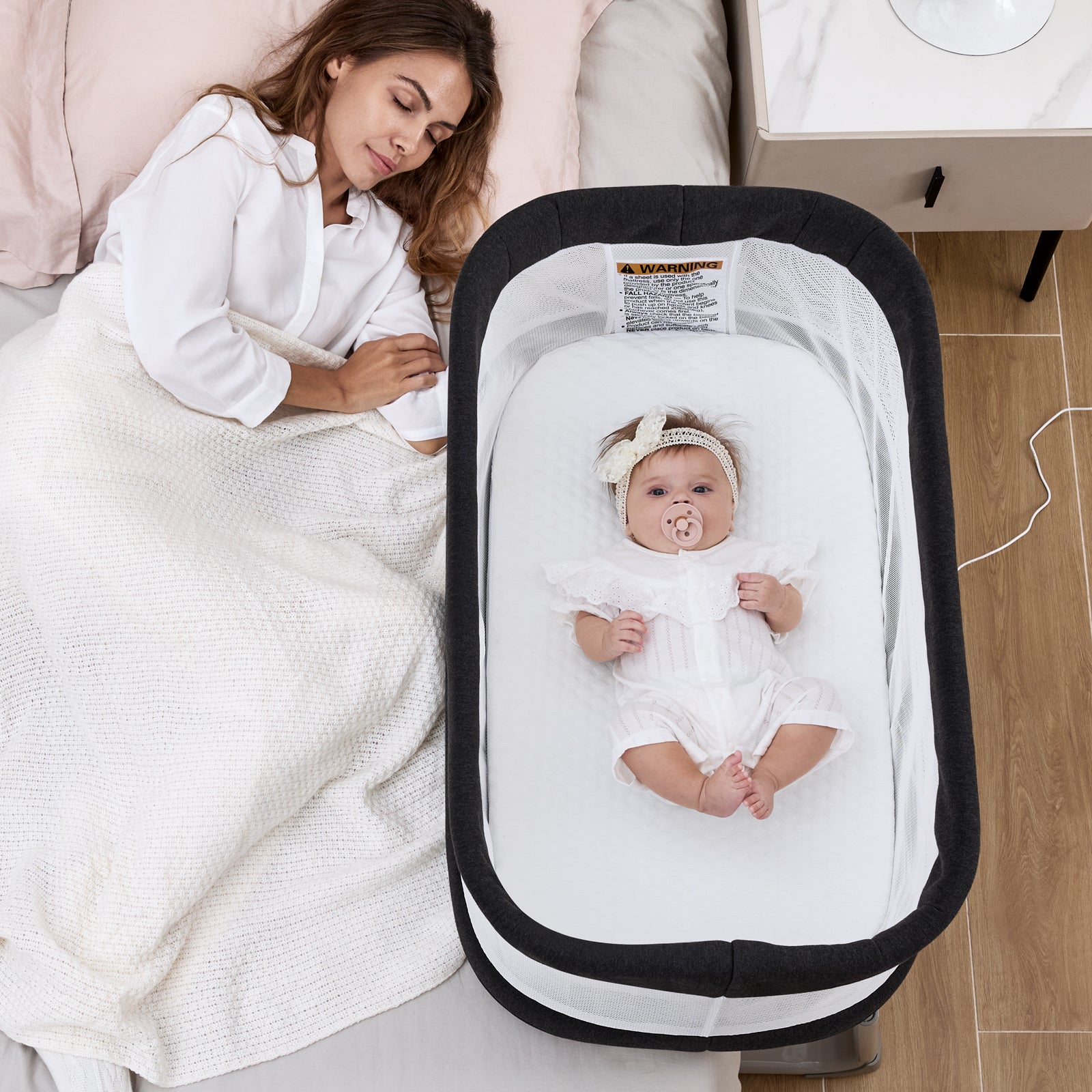 Electric Baby Bassinet with Rocking Motion BN09